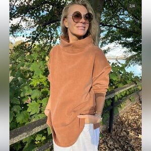 Sloppy Joe Clothing HIGH NECK SWEATSHIRT NWOT
